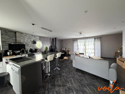 Maison - 133 m² - 6 pièces