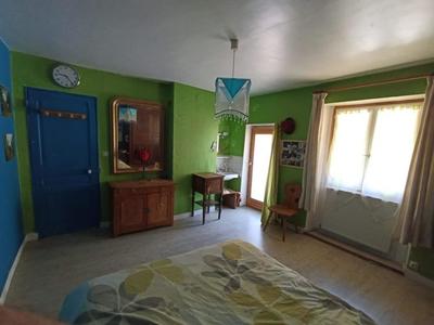 Maison - 218 m² - 7 pièces