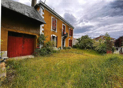 Villa - 302 m² - 6 pièces