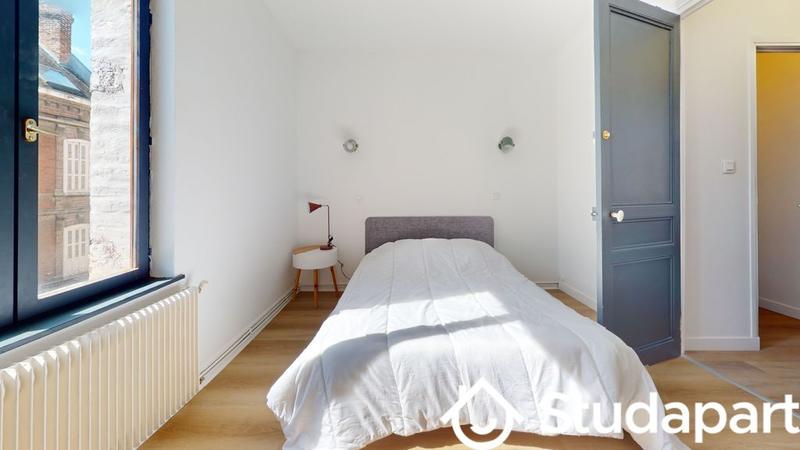 Chambre - 61 m² - 1 pièce