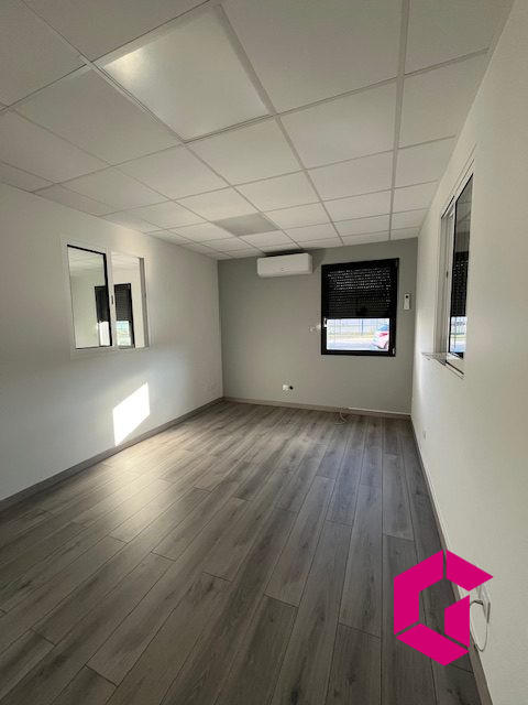 Local d'activités - 600 m²