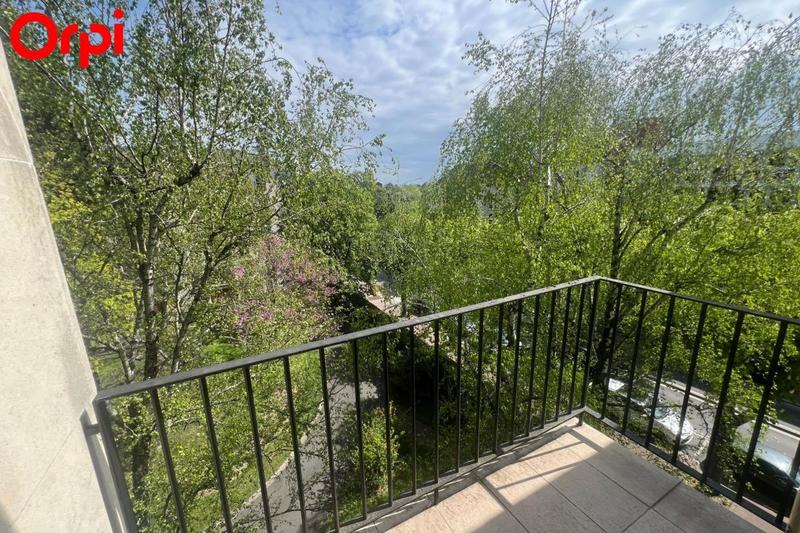 Appartement - 82 m² - 4 pièces