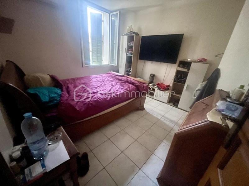 Appartement - 100 m² - 5 pièces