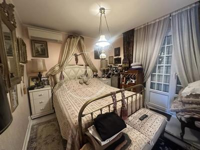 Maison - 226 m² - 5 pièces