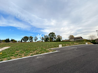 Terrain - 800 m²