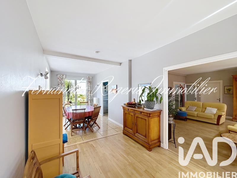 Maison - 140 m² - 6 pièces