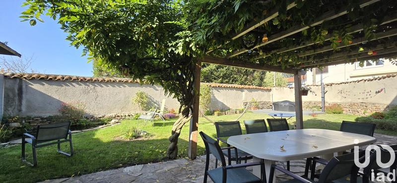 Maison - 170 m² - 8 pièces