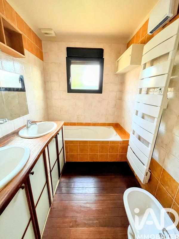 Maison - 130 m² - 6 pièces