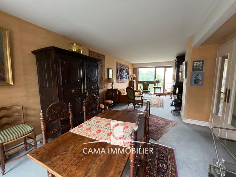 Appartement - 139 m² - 6 pièces