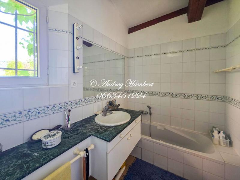 Maison - 136 m² - 5 pièces