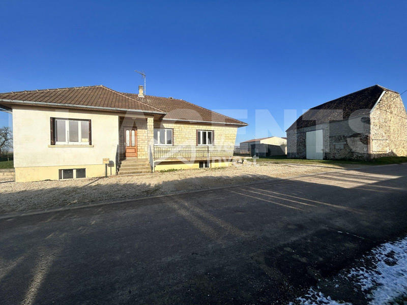 Maison - 110 m² - 4 pièces