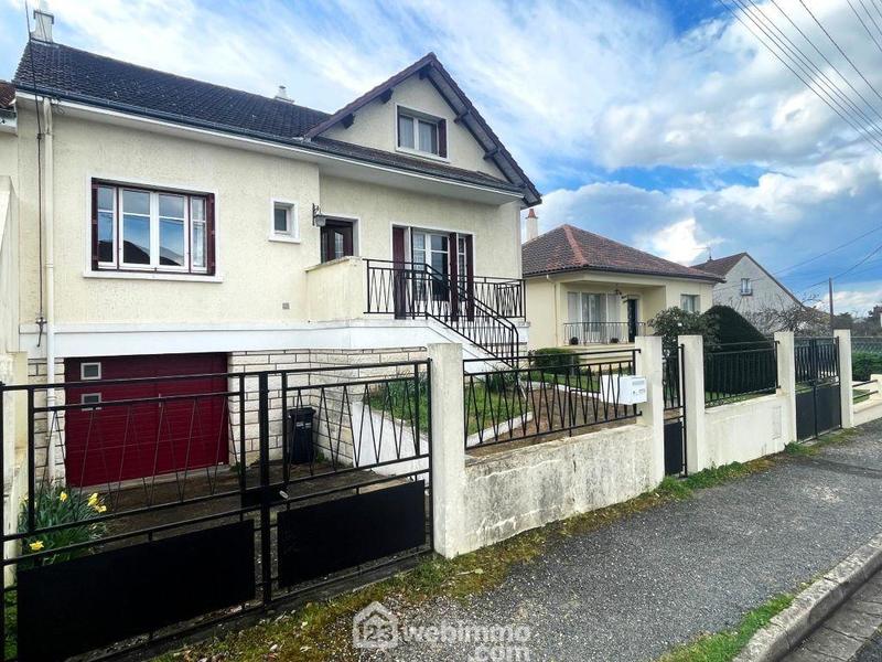 Maison de ville - 104 m² - 6 pièces