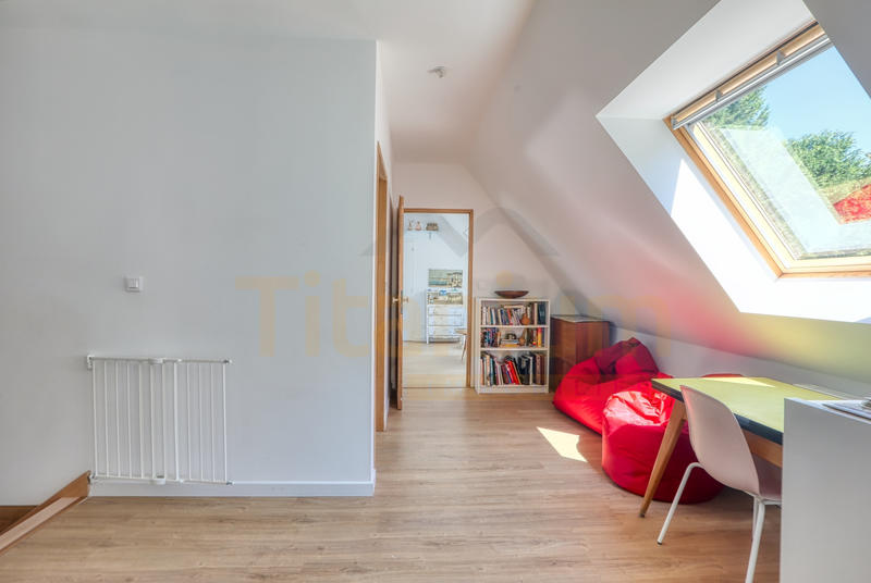 Maison - 185 m² - 7 pièces