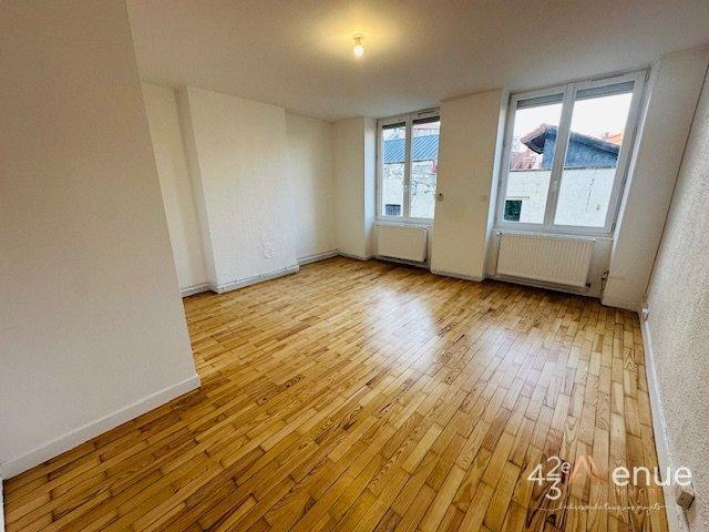 Appartement - 86 m² - 4 pièces