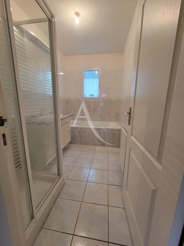 Maison - 88 m² - 4 pièces