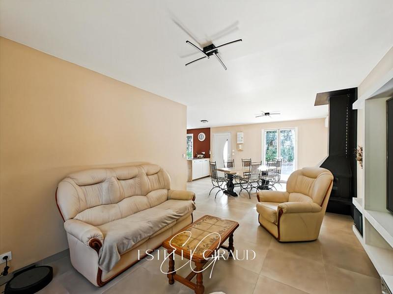 Villa - 98 m² - 5 pièces