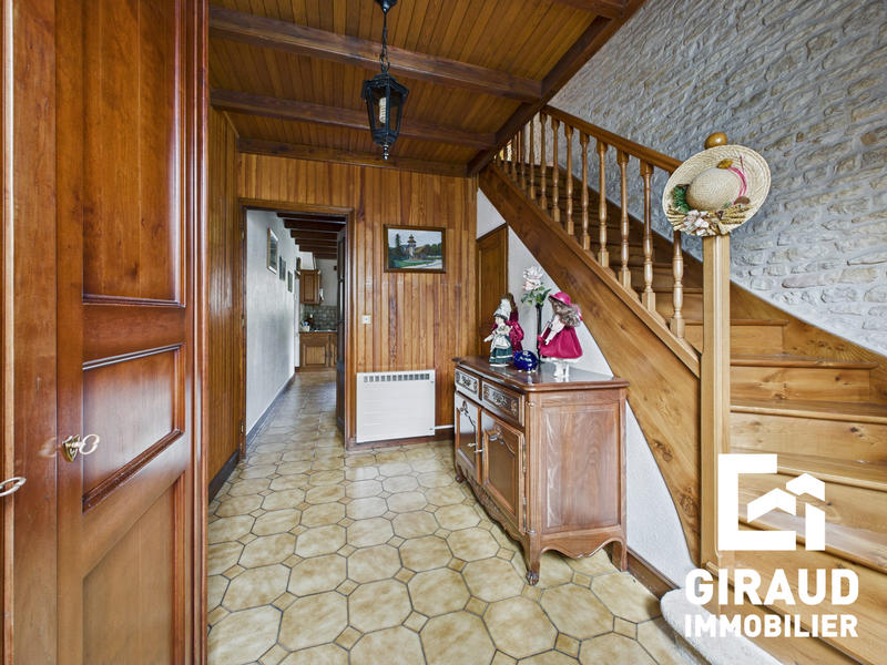 Maison ancienne - 163 m² - 7 pièces