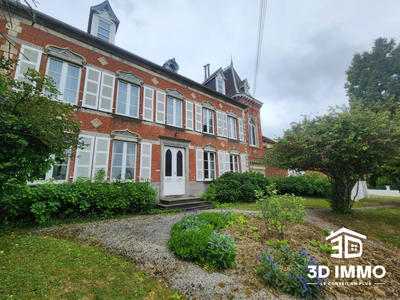 Maison - 210 m² - 6 pièces