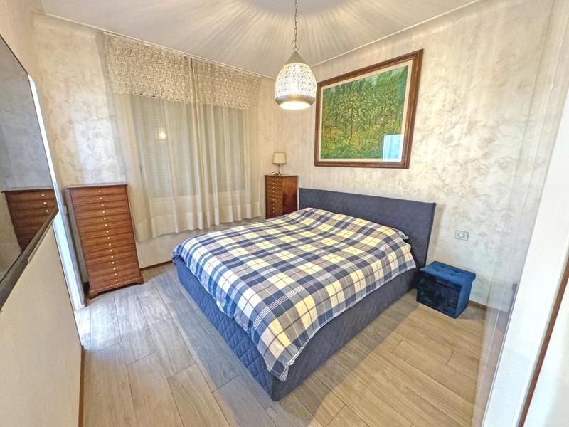 Appartement - 100 m² - 4 pièces