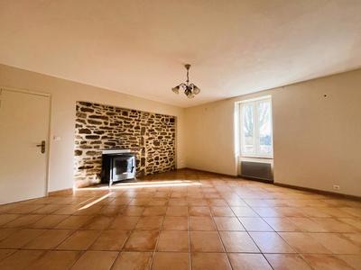 Maison - 102 m² - 4 pièces