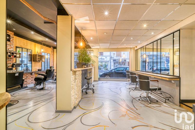 Local commercial - 107 m²