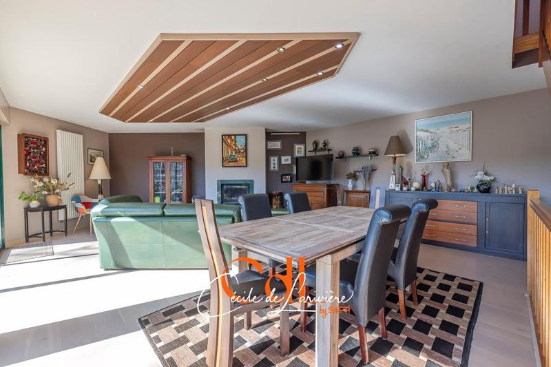 Maison - 135 m² - 5 pièces