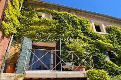 Maison de village - 239 m² - 8 pièces