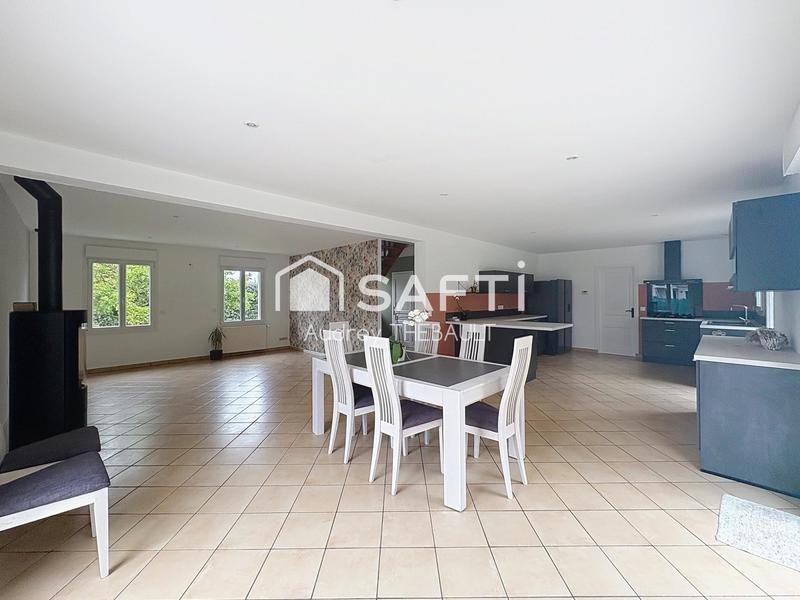 Maison - 168 m² - 7 pièces