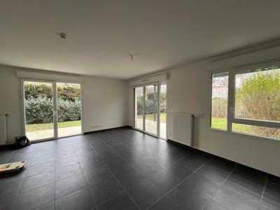 Maison - 93 m² - 4 pièces