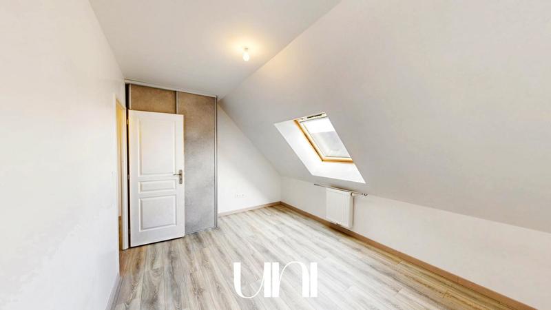 Maison - 98 m² - 4 pièces