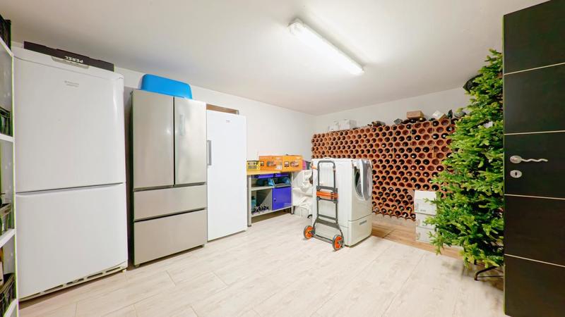 Villa - 340 m² - 7 pièces