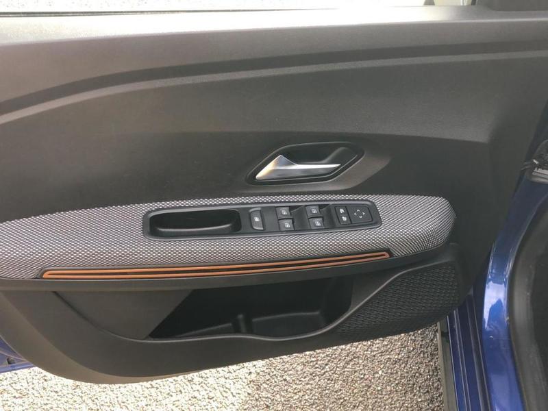 Dacia Sandero TCe 90 - 22 Stepway Confort