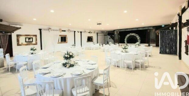 Maison - 552 m² - 11 pièces