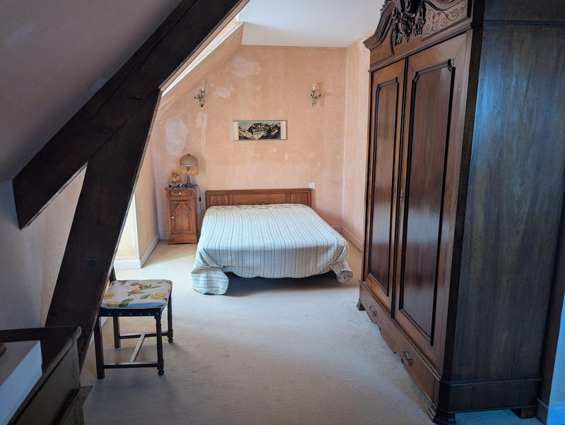 Maison - 220 m² - 5 pièces