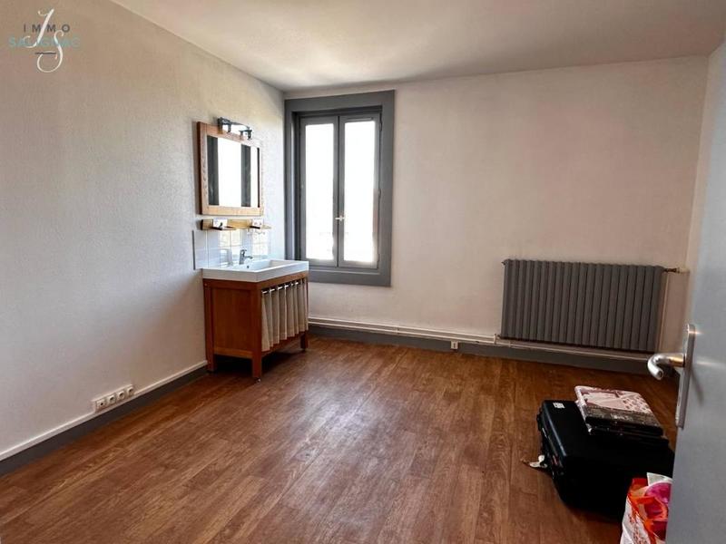 Local commercial - 234 m²