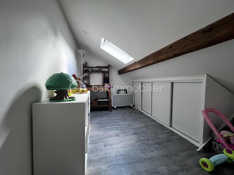 Maison - 93 m² - 4 pièces