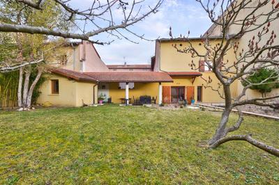 Maison - 180 m² - 5 pièces