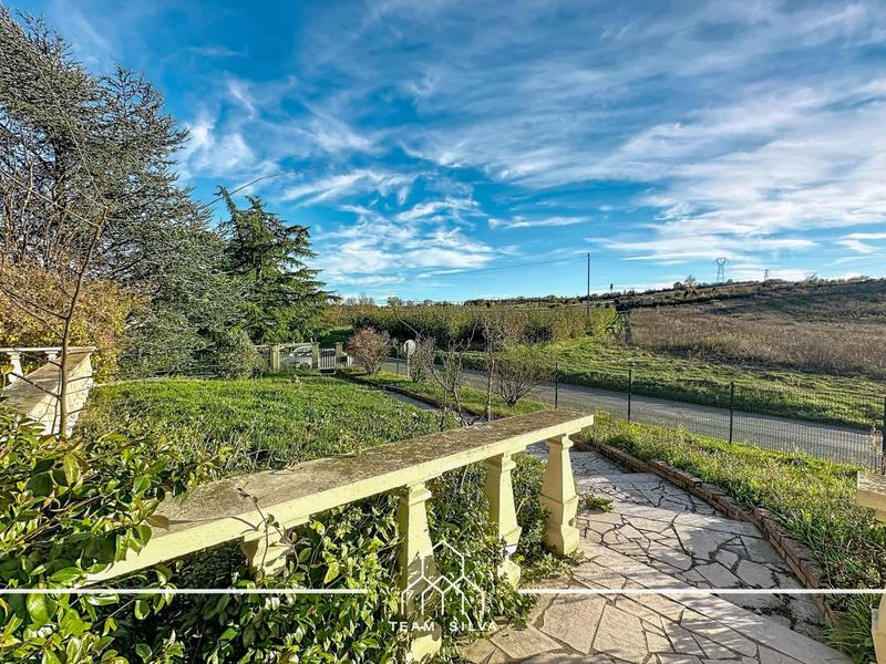 Maison - 105 m² - 4 pièces