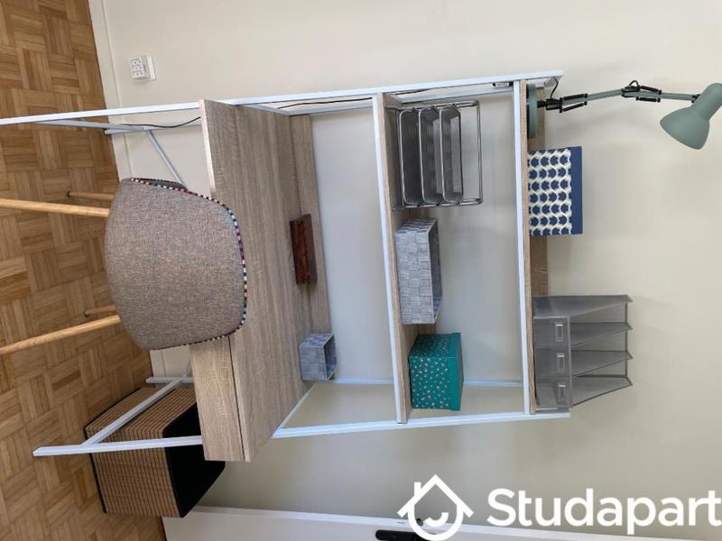 Chambre - 12 m² - 1 pièce