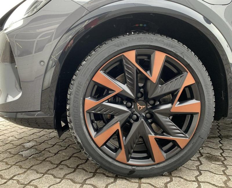 Cupra Formentor Vz 272 Ybride Rechargeable / Attache Remorque Camera 360° Coffre Elec Sieges à Memoire Audio Senheiser Pack Inteligent Drive 3