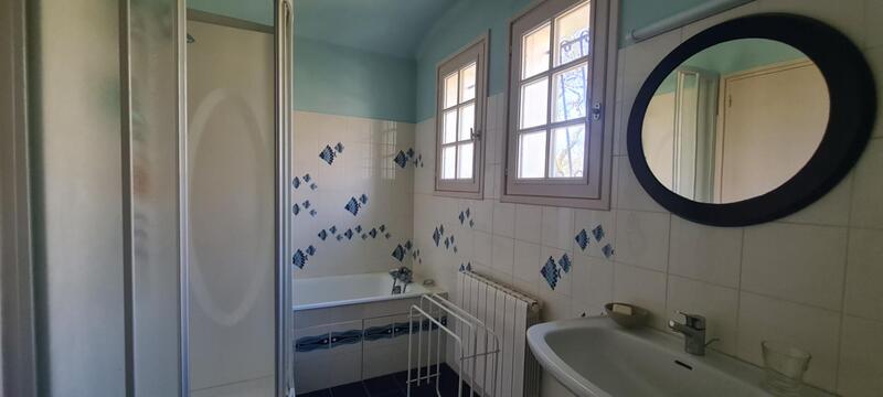 Maison - 274 m² - 11 pièces