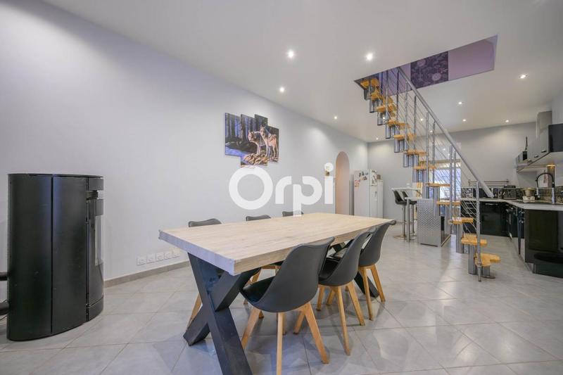 Maison - 139 m² - 5 pièces