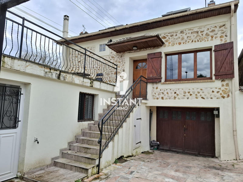 Maison - 92 m² - 4 pièces