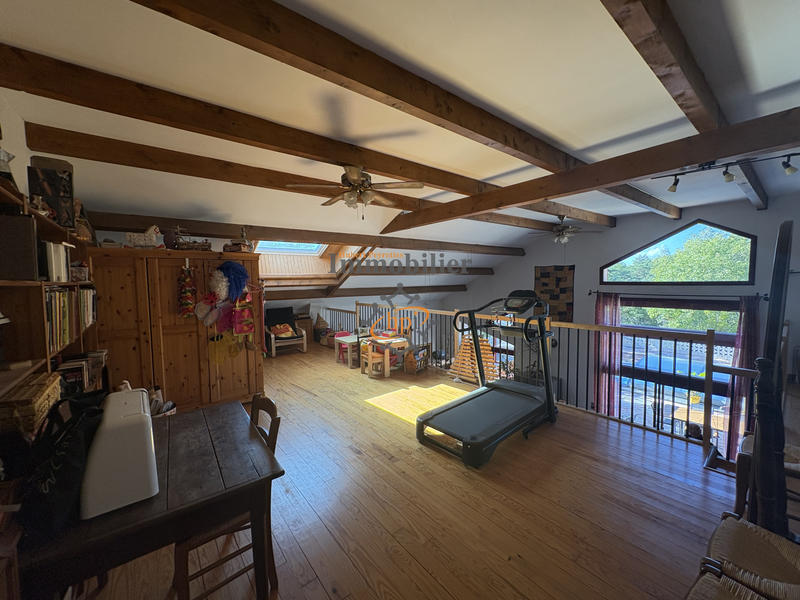 Maison - 284 m² - 7 pièces