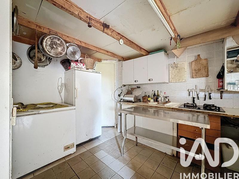 Maison - 200 m² - 6 pièces