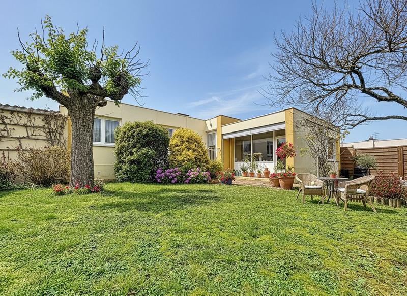 Maison - 105 m² - 5 pièces