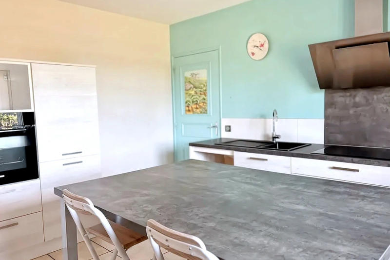 Maison - 148 m² - 6 pièces