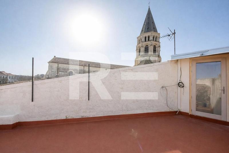 Loft - 49 m² - 2 pièces