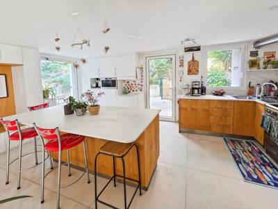 Maison - 74 m² - 4 pièces