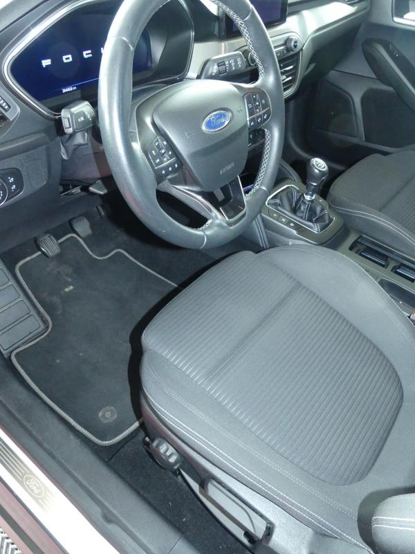 Ford Focus 2021 - Essence Boîte manuelle IV 1.0 Ecoboost 125 Mhev Titanium